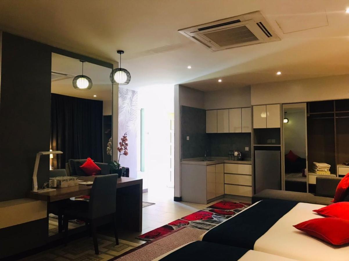 Villa Abadi Resort Pantai Cenang  Zewnętrze zdjęcie