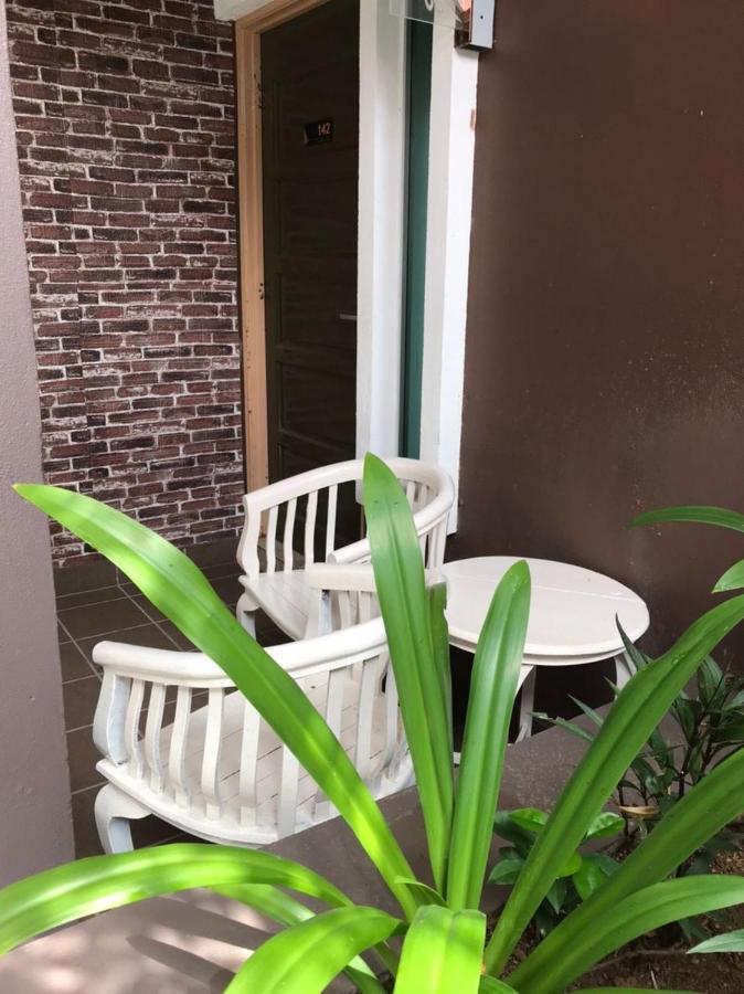 Villa Abadi Resort Pantai Cenang  Zewnętrze zdjęcie