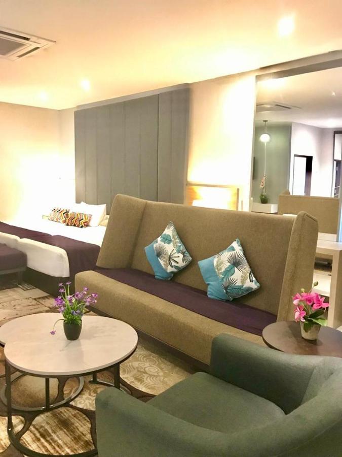 Villa Abadi Resort Pantai Cenang  Zewnętrze zdjęcie