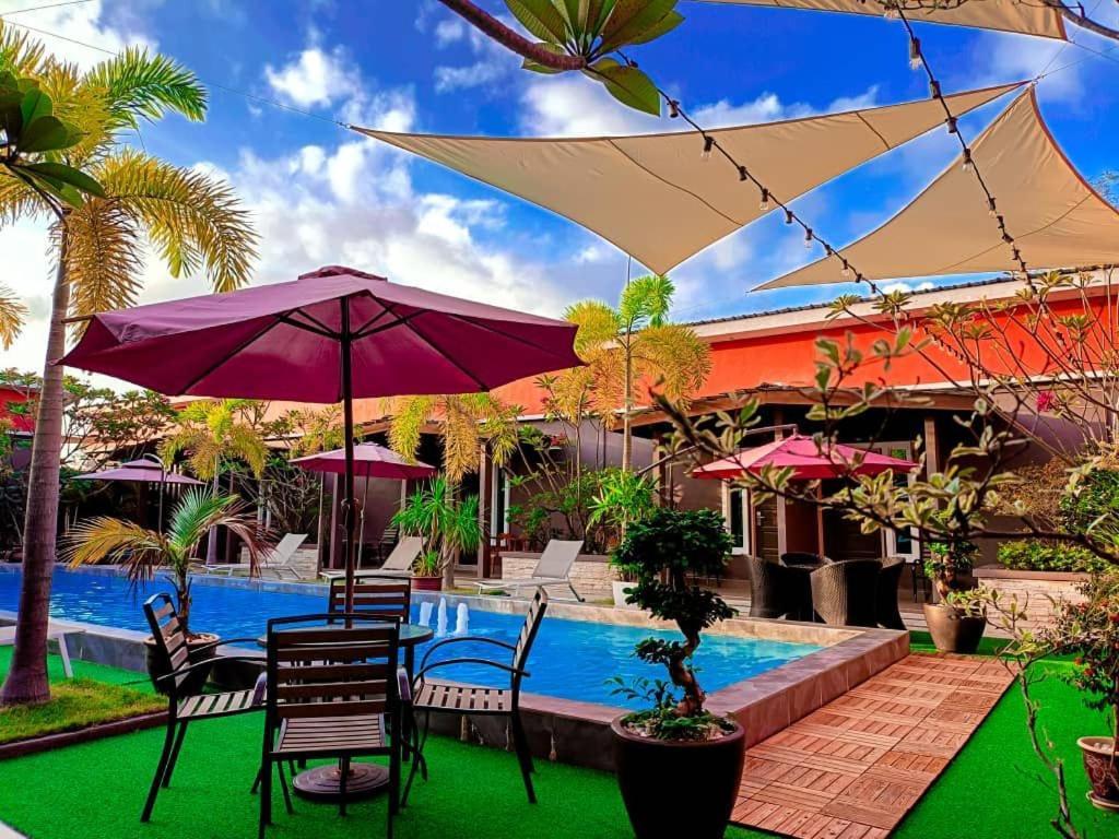 Villa Abadi Resort Pantai Cenang  Zewnętrze zdjęcie