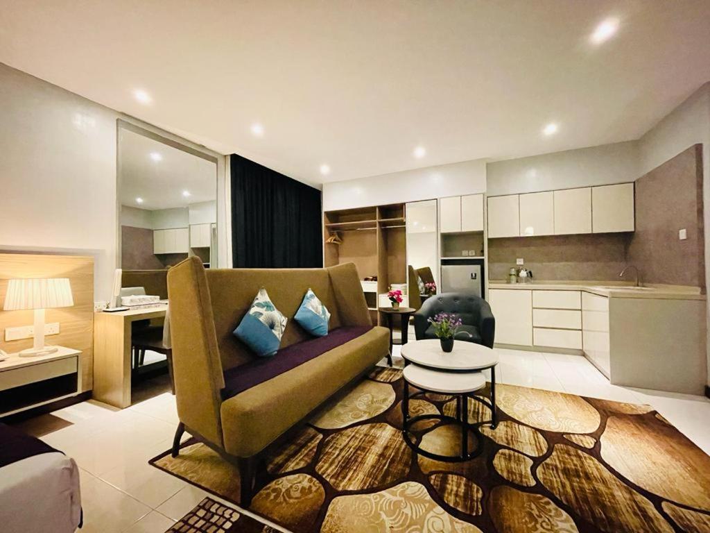 Villa Abadi Resort Pantai Cenang  Zewnętrze zdjęcie