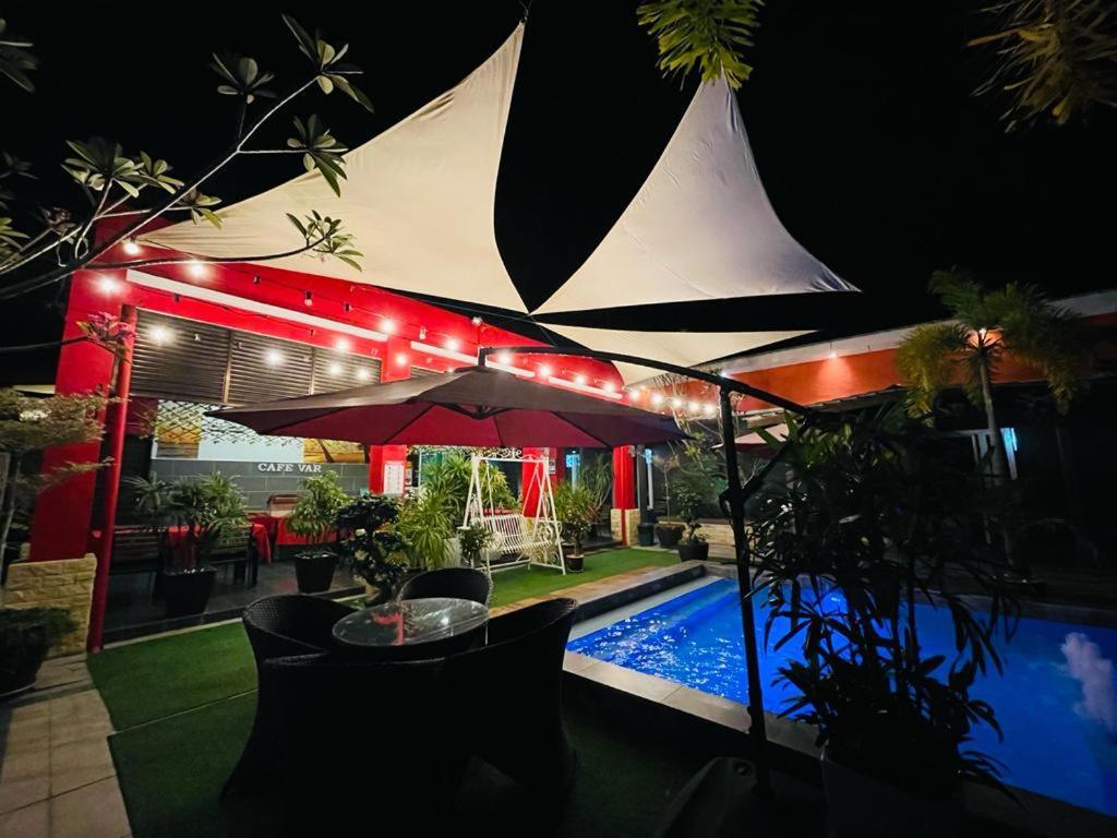 Villa Abadi Resort Pantai Cenang  Zewnętrze zdjęcie
